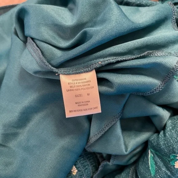 Row A teal floral double breasted gold button lined rayon midi dress size M. - Picture 8 of 9